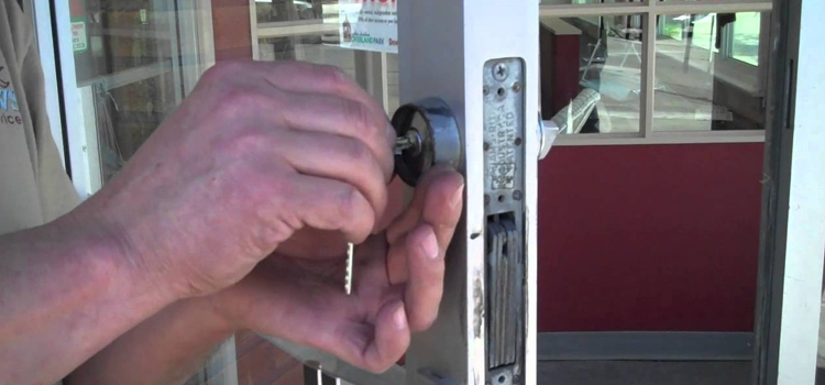 commercial door lock repair Adelanto
